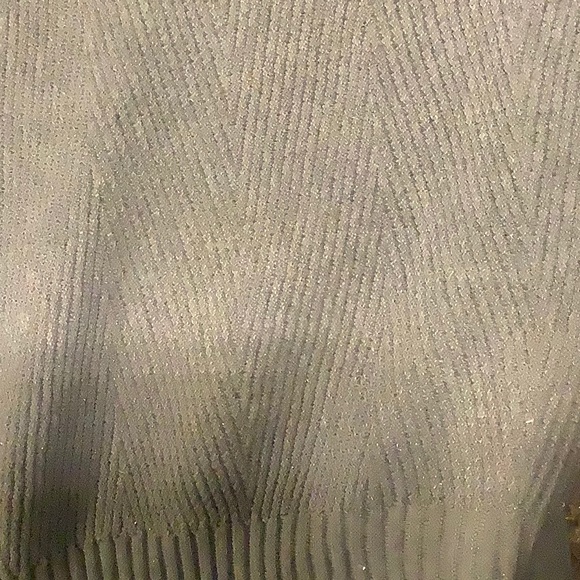 47. 🌟Host PickPlus Size 1X Soft Grey Sparkly Textured Pullover - Picture 7 of 10